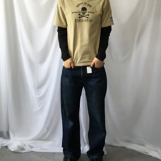 Layered t shirt sleeve