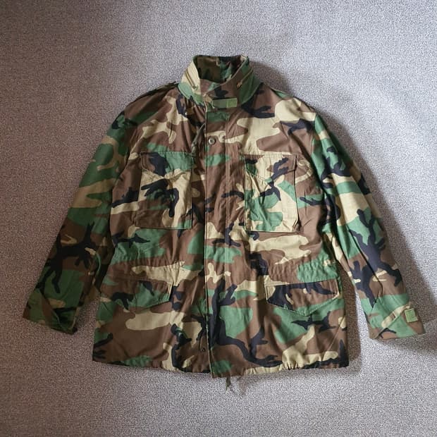 83s 미군 오리지널 우드랜드 카모플라쥬 M65 필드 자켓