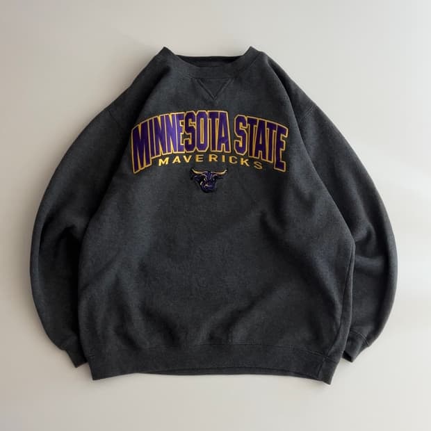 UA 제이아메리카 미네소타 스테이트 매버릭스 스웻셔츠 M