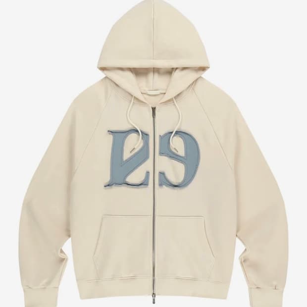 일리고 129 로고 패치 후드 집업 크림