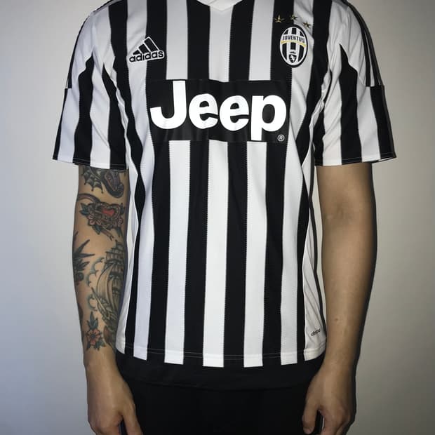 (UNISEX) JUVENTUS X ADIDAS 15/16 Uniform