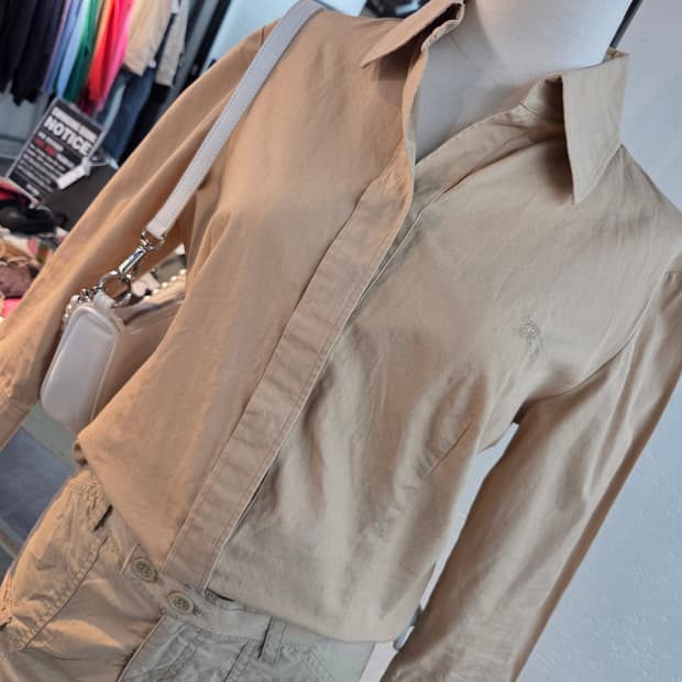 BURBERRY 버버리 베이지셔츠