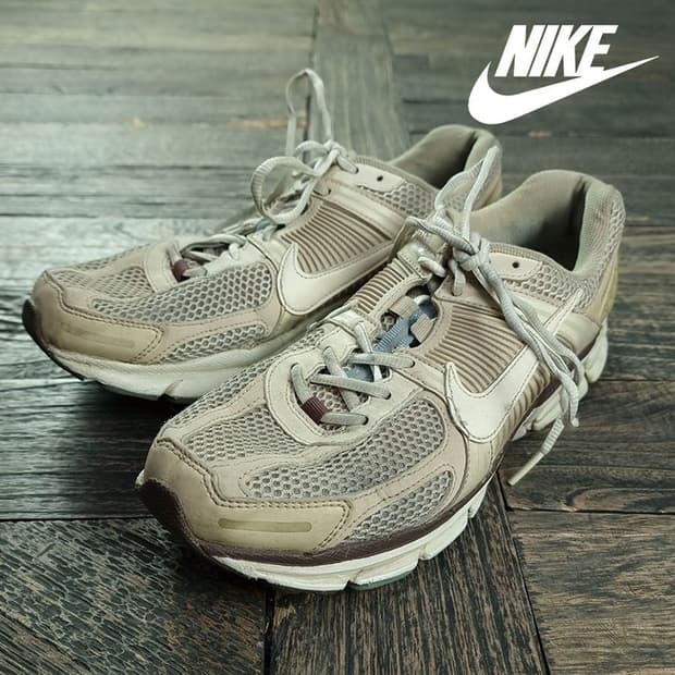 [나이키] 줌 보매로 5 오트밀 운동화 M19239