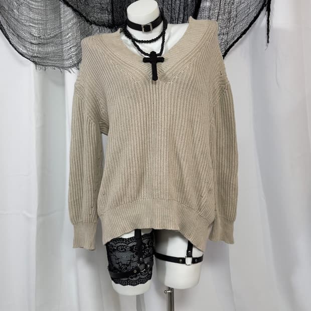 beige knit