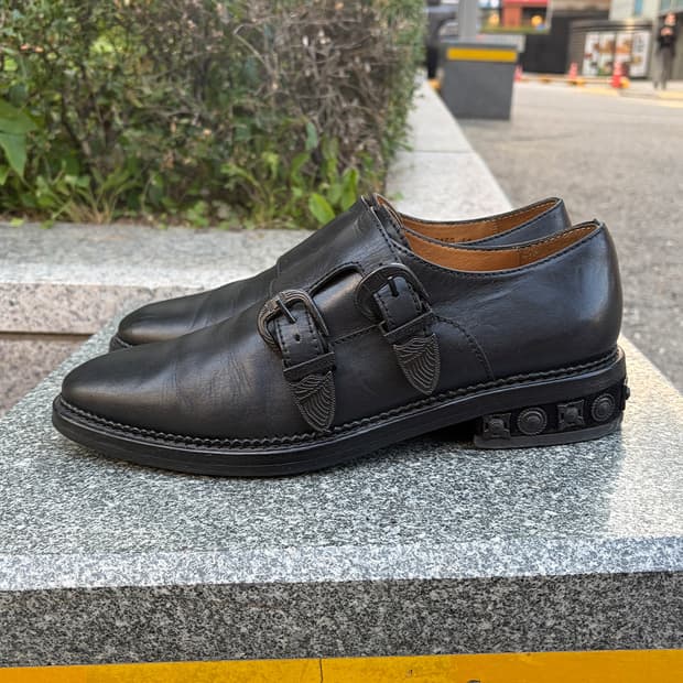 토가 비릴리스 더블 몽크스트랩 슈즈