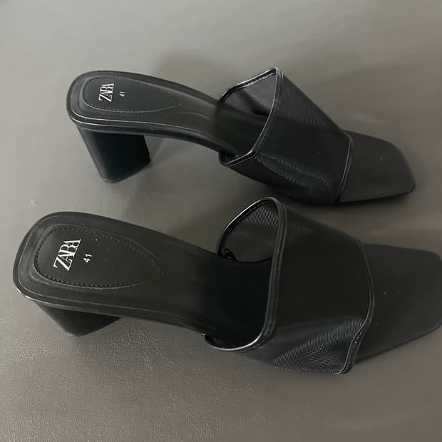 자라 메쉬 힐 슬리퍼 블랙 255 사이즈 