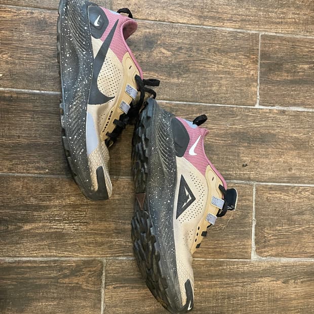 나이키 트레일 런닝화 235