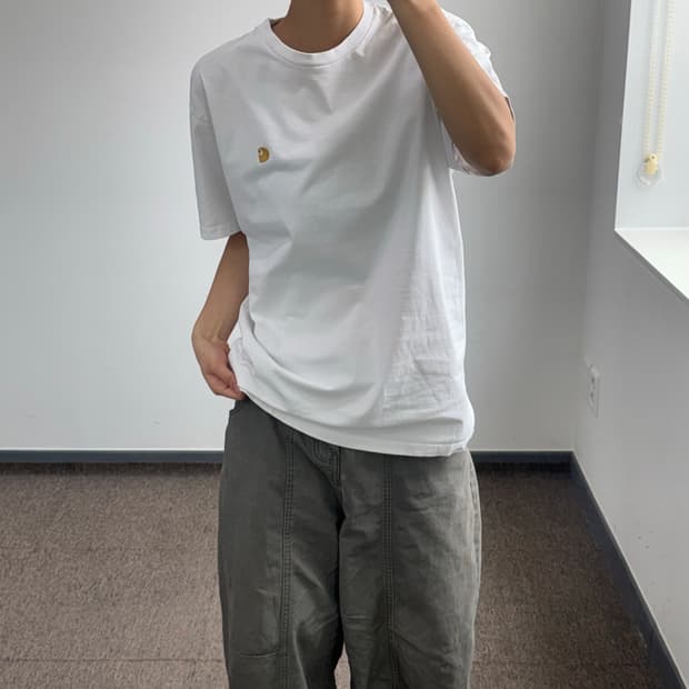 Carhartt 칼하트 스몰로고 화이트 반팔