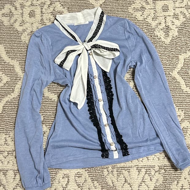 엑시즈팜 대장 왕리본 레이스 블라우스 라떼갸루 히메가루 모리페어리