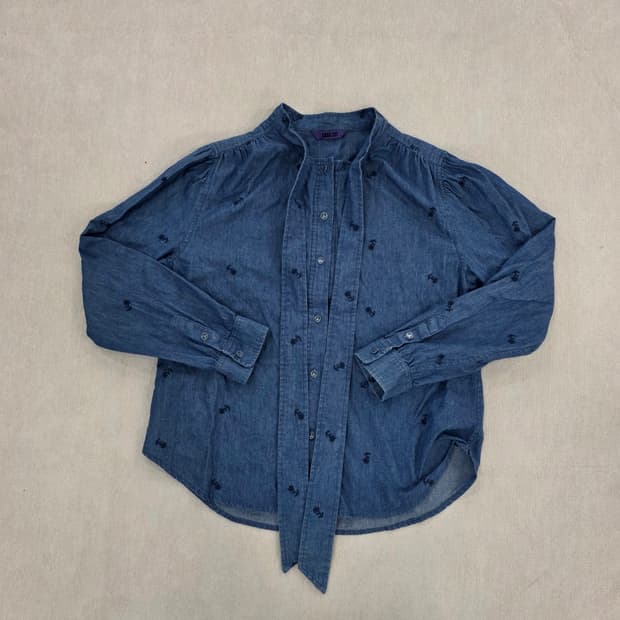 [95] 안나수이 여성 로맨틱 타이 자수 데님셔츠  1230J