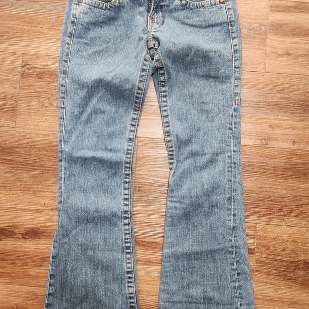 트루릴리젼 부츠컷 청바지