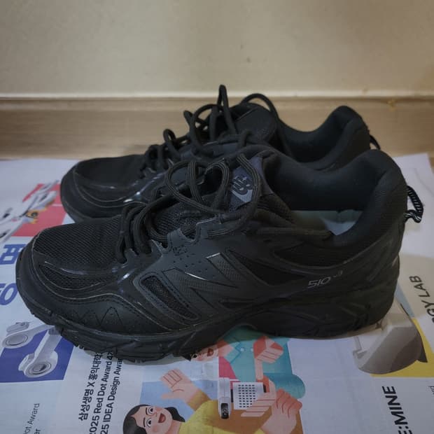 뉴발란스 510 트리플 블랙 275 사이즈 올검