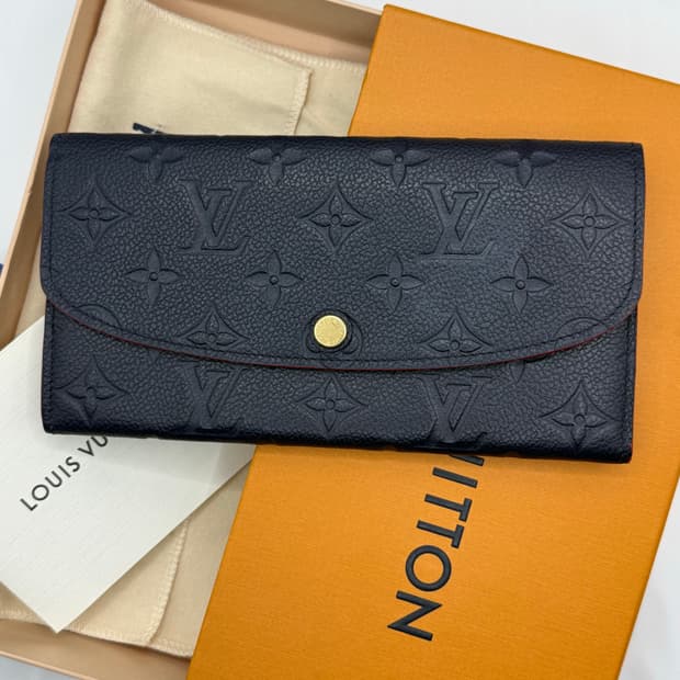 루이비통 앙프렝뜨 사라 월릿 장지갑(네이비)
