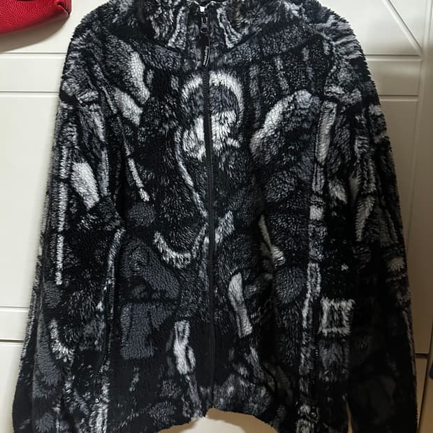 슈프림 세인트 미카엘 플리스 자켓 M