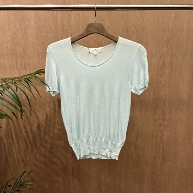 꾸레쥬 반팔 니트 라운드넥 리브드 커프스 헴 무지 디테일 라이트 블루