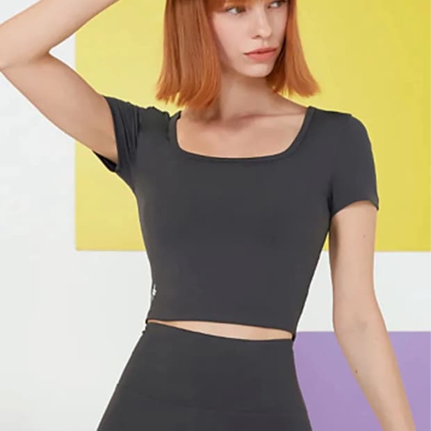 젝시믹스 크롭탑