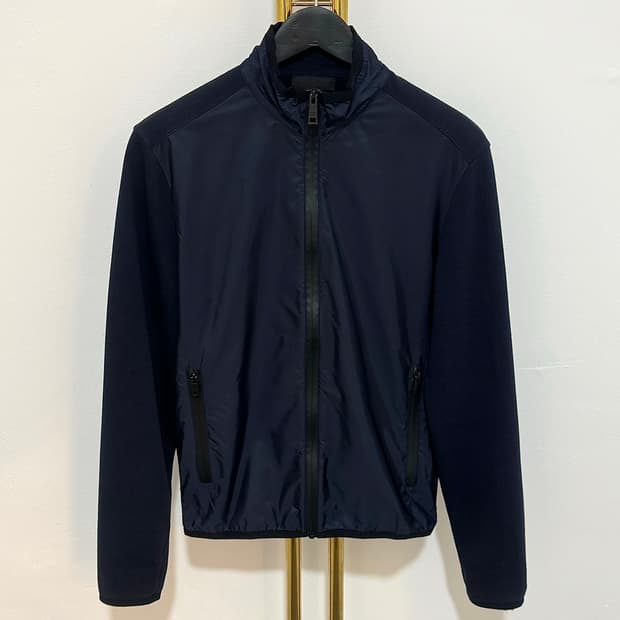 프라다 리나일론 집업 바람막이 S 