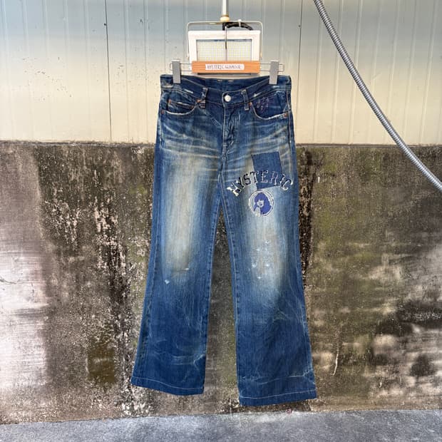 히스테릭 글래머 데님 부츠컷 팬츠