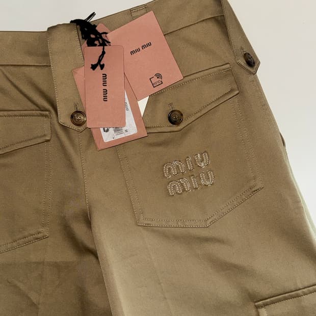 미우미우 버뮤다 쇼츠 36 정품