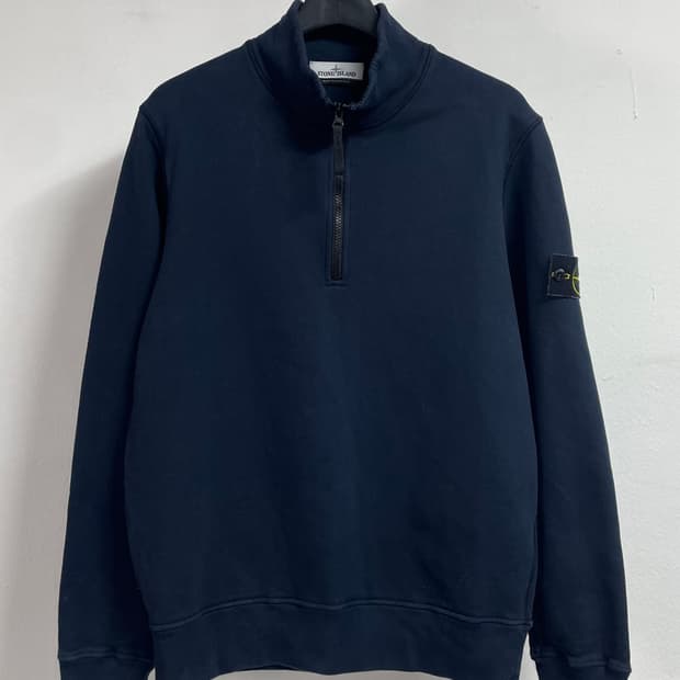 스톤아일랜드 반집업 아노락 맨투맨 (on.325)