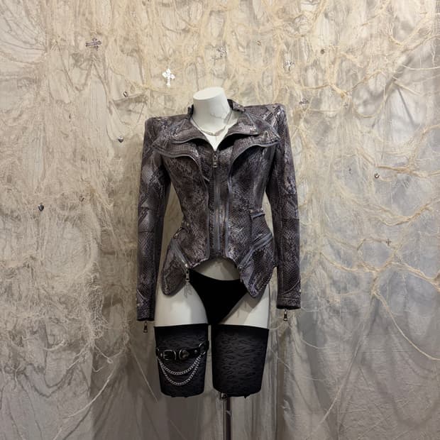 V-kei shalang phyton stud Rider jacket