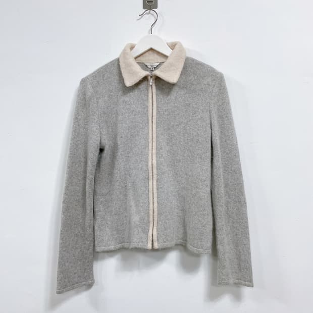 발렌시아가 울 앙고라 니트 집업