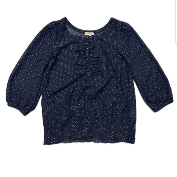 도트 패턴 셔링 블라우스