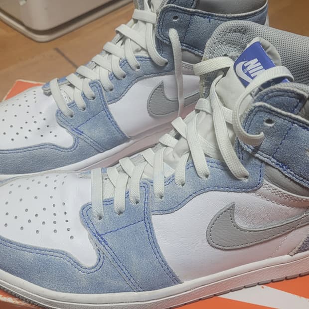 에어조던1 하이퍼로얄 260