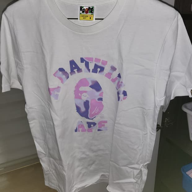 베이프 카모 리퀴드 반팔 티셔츠 여성