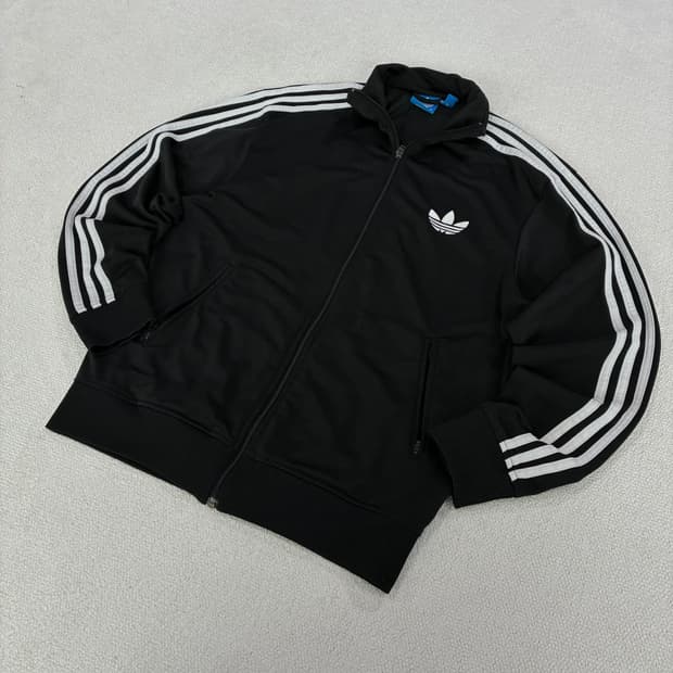 아디다스 삼선 트랙탑 