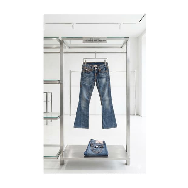 트루릴리전 부츠컷 데님팬츠 24