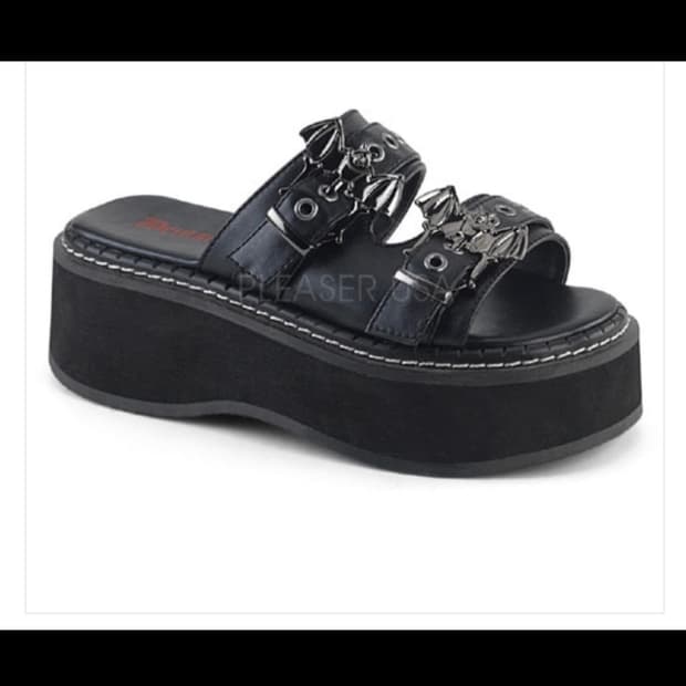 택포가격) 데모니아 박쥐버클 슬리퍼 245