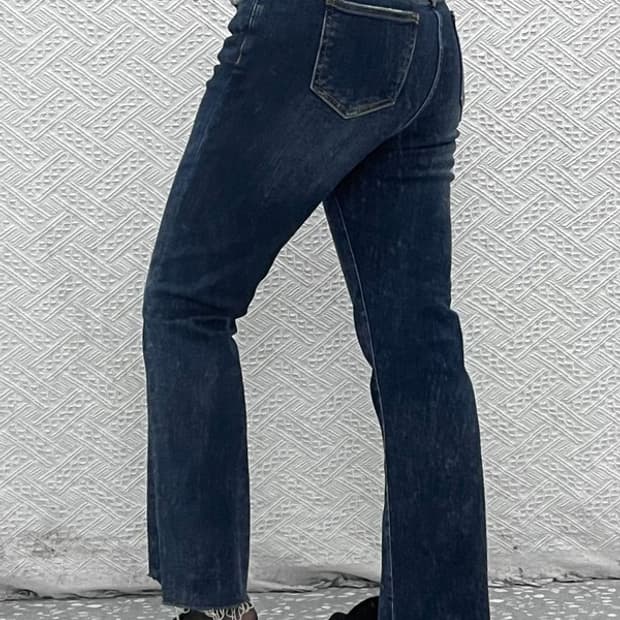 아크네스튜디오 그런지룩 컷팅 스판 데님팬츠 30인치 C07632