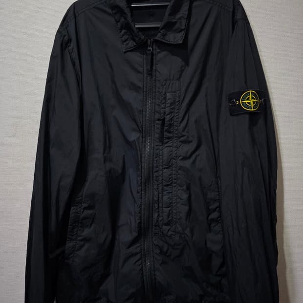 정품 스톤아일랜드 크링클랩스 바람막이 오버셔츠 95 / M