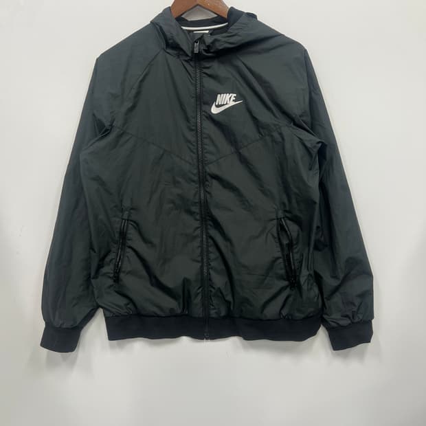 나이키 블랙 바람막이 