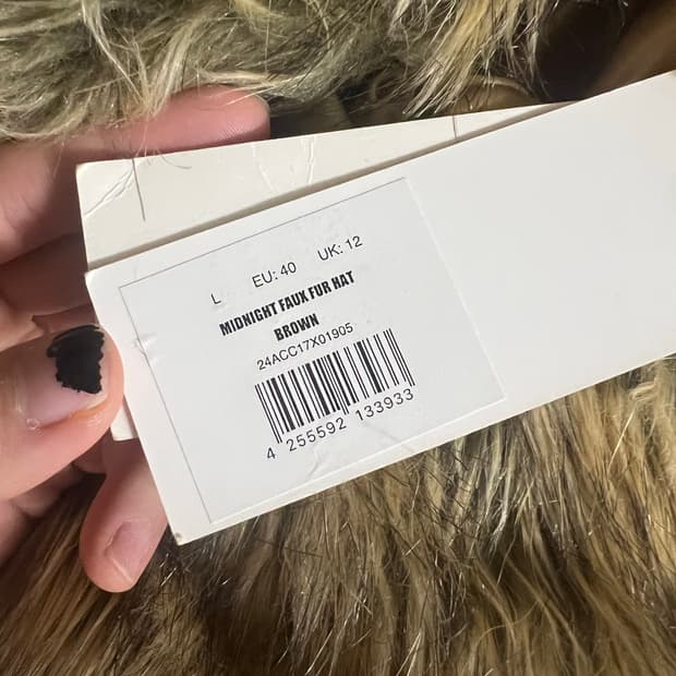 나밀리아 퍼 햇