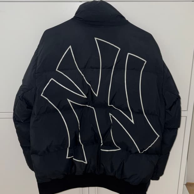 MLB 뉴욕 양키스 빅로고패딩