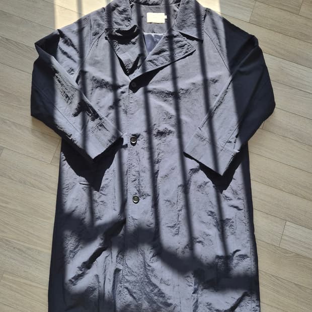 아워셀브스 리사이클 나일론(재팬 패브릭) 더블 코트 2사이즈 네이비