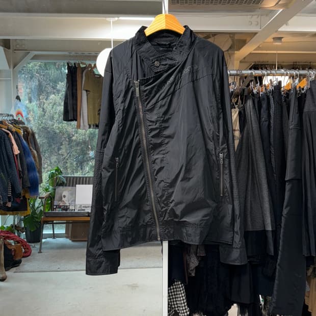 캘빈클라인 비대칭 자켓