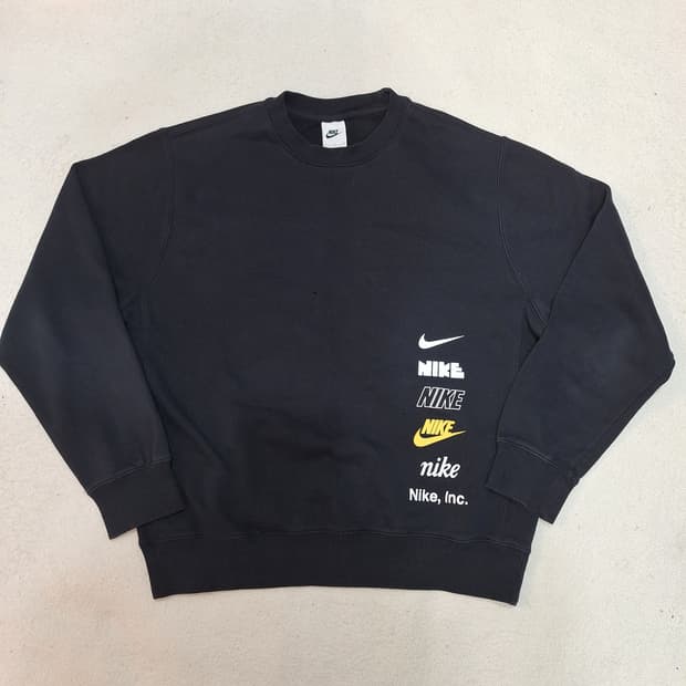 나이키  신형맨투맨L