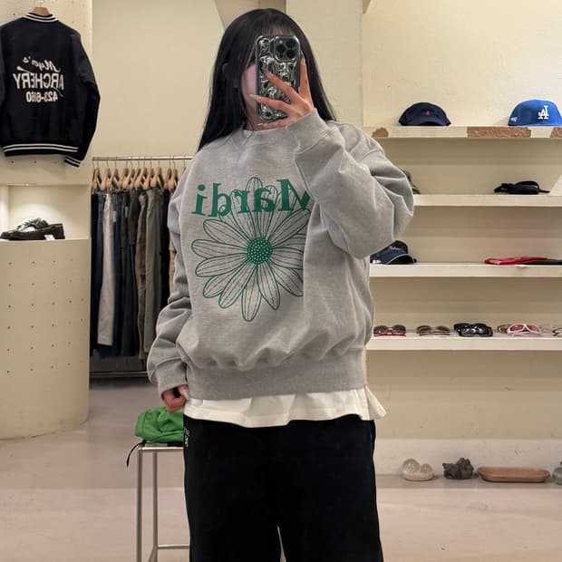 마르디메크르디 플라워 마르디 맨투맨 U1071