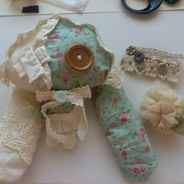 빈티지 토끼인형 열쇠고리 + 빈티지 단추핀 