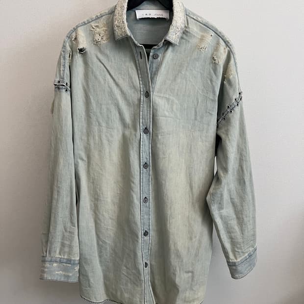 이로 데님 디스트로이드 셔츠
