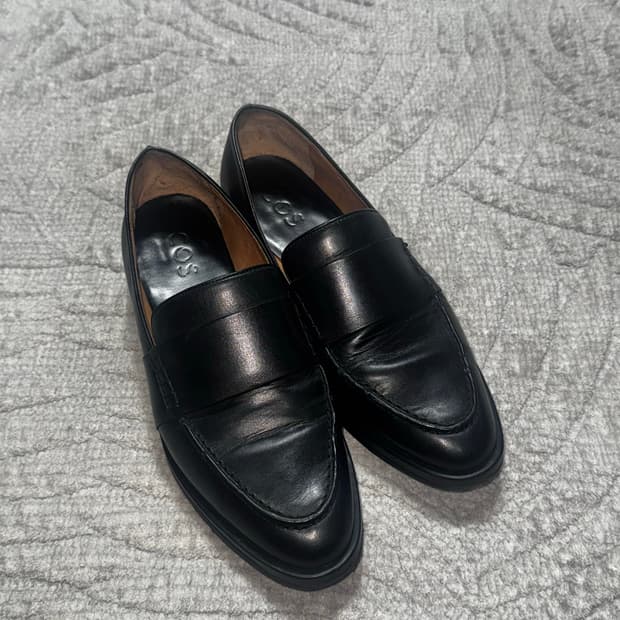 Cos 레더 페니 로퍼