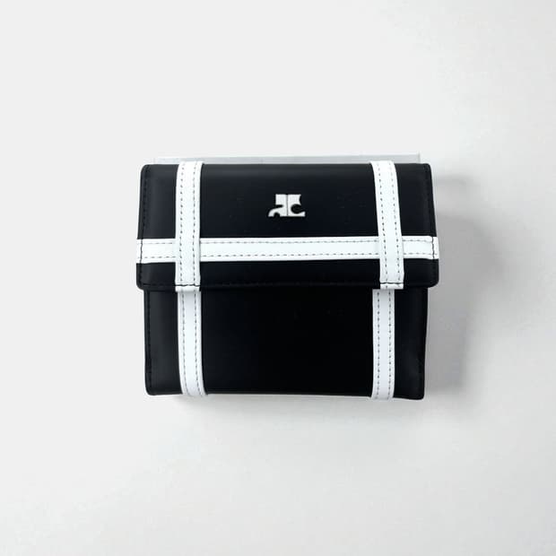 COURREGES