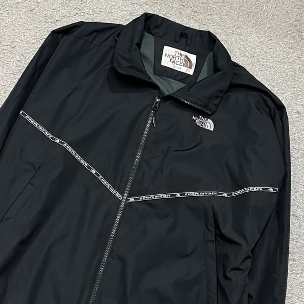 [105] 노스페이스 바람막이