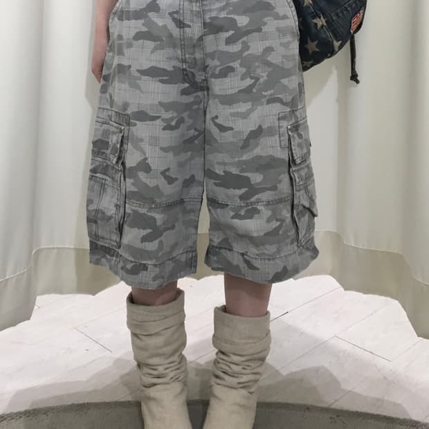 levi's camo bermuda shorts