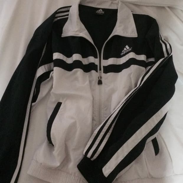 아디다스 올드스쿨 바람막이 삼선 배색 네이비 화이트 