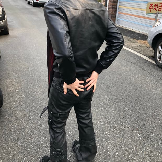 리버시블 레더 MA-1