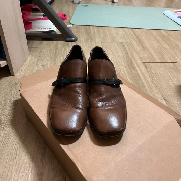 prada 프라다 빈티지 벨크로 로퍼 구두 브라운컬러 270